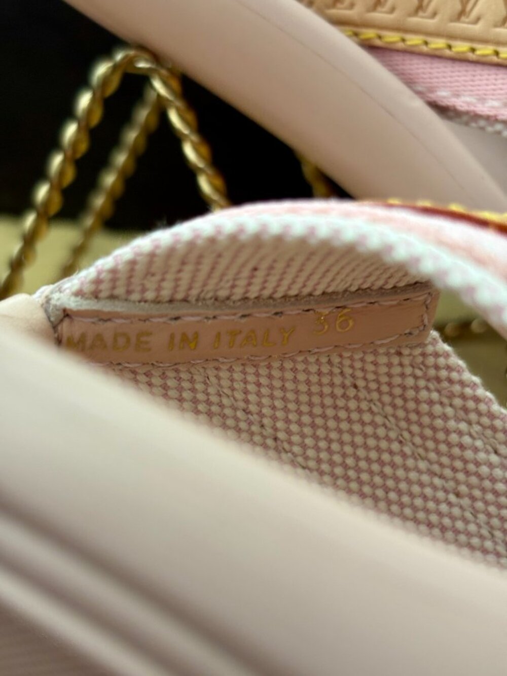 NEW Auth. LOUIS VUITTON Women's Rubber LV Logo Flip Flop Slides RETIRED... - Picture 7 of 8